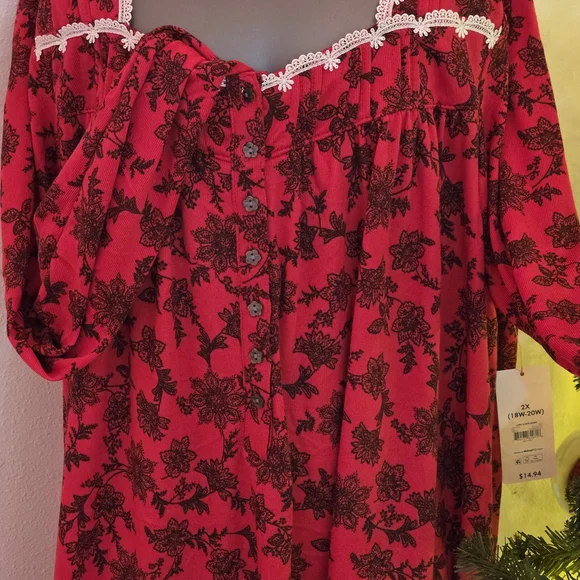 Secret Treasures Red and Black Floral Pajama Dress - Picture 4 of 10